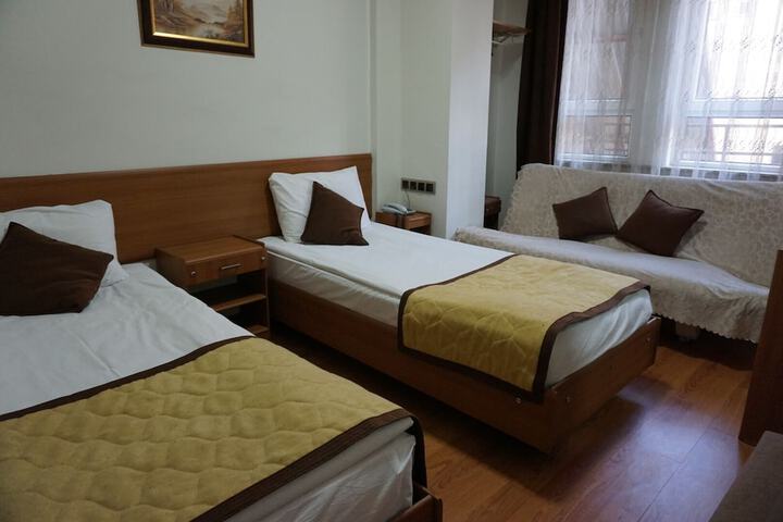 Room 12 of 49