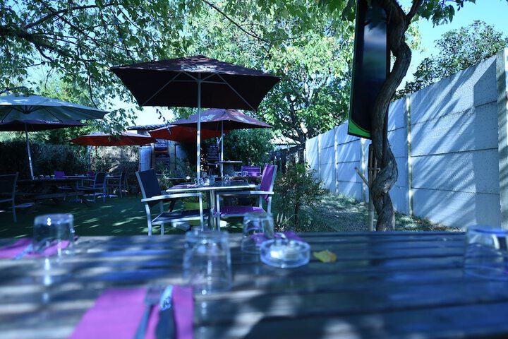 Dining Photos