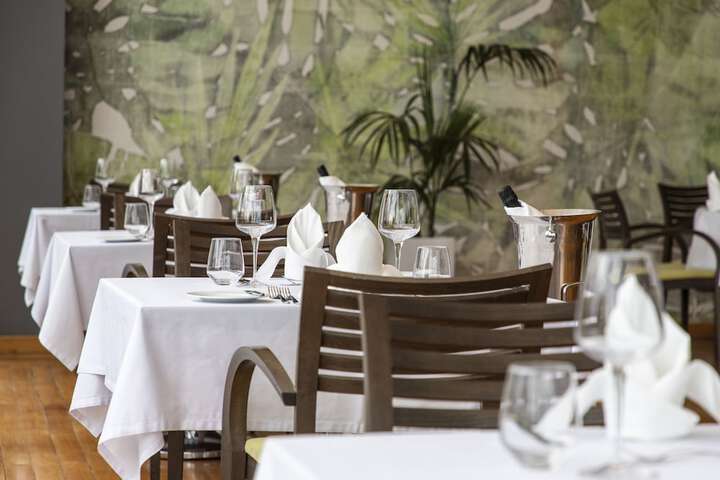 Dining 67 of 123