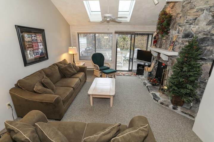 1 Bedroom Condo Villa Queen Bed Sofa (135 of 252)