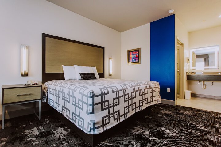 Room 4 of 21