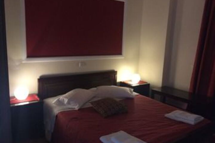 Room 10 of 20