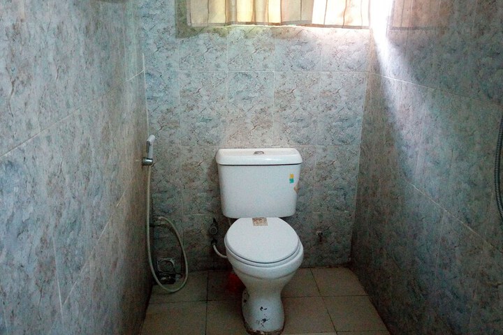 Room 10 of 20