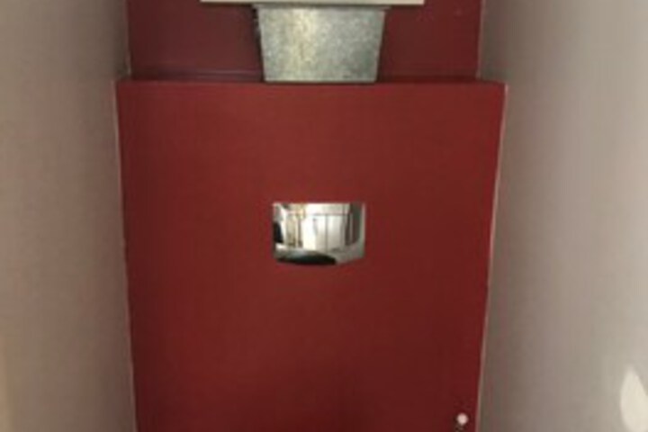 Room 3 of 7