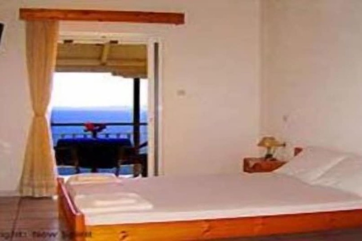 Room 5 of 22