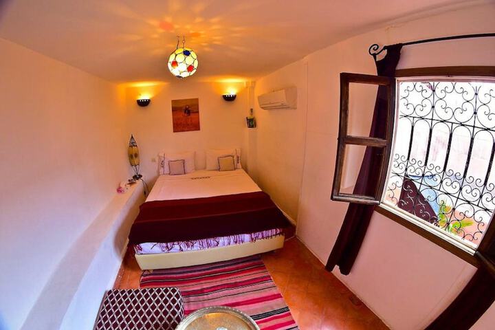 Room 29 of 72