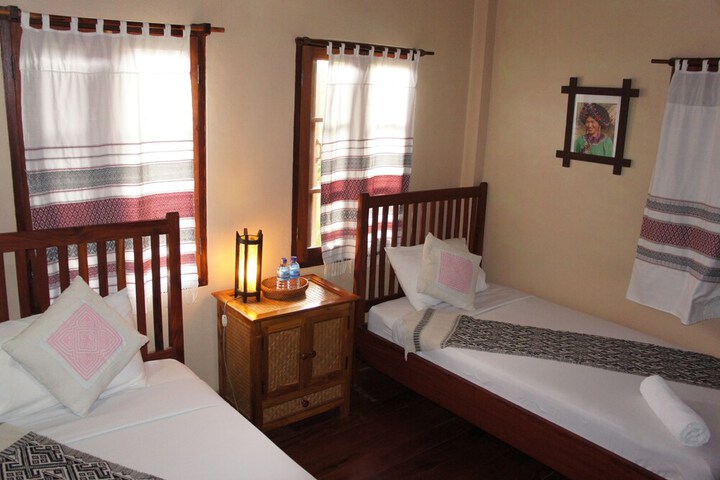 Room 6 of 53