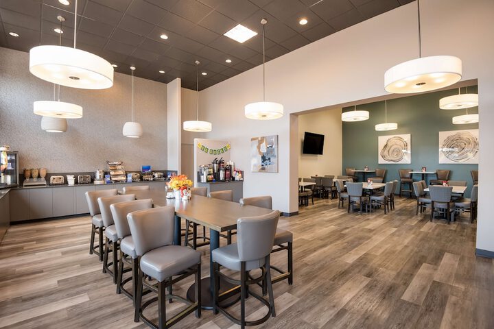 Breakfast area
