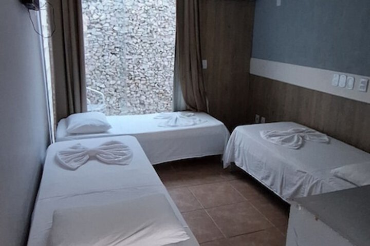 Room 12 of 28