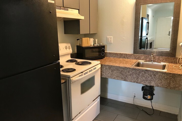 Room 16 of 26