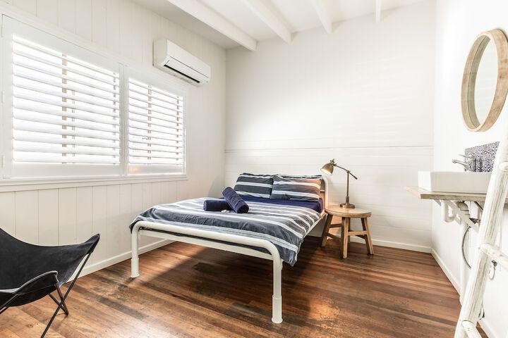 Room 18 of 43