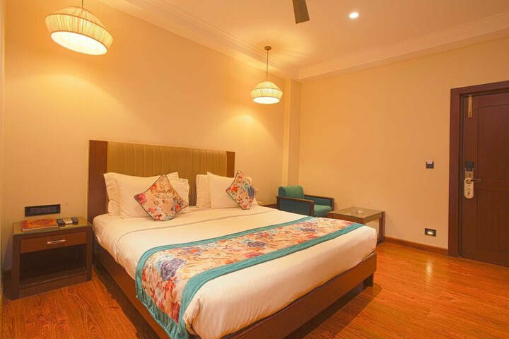 Room 15 of 119