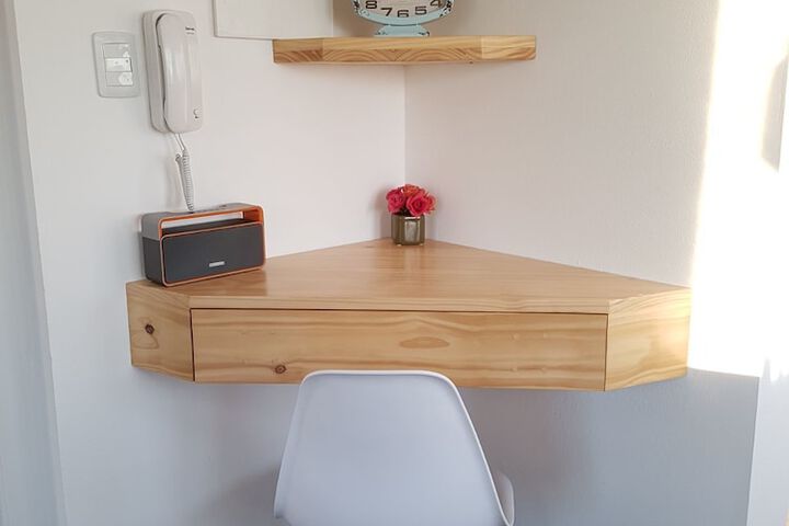 Room 30 of 51