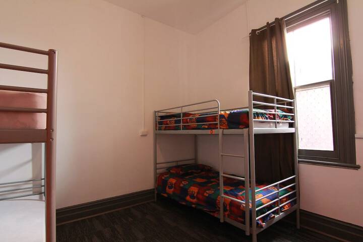 Room 5 of 38