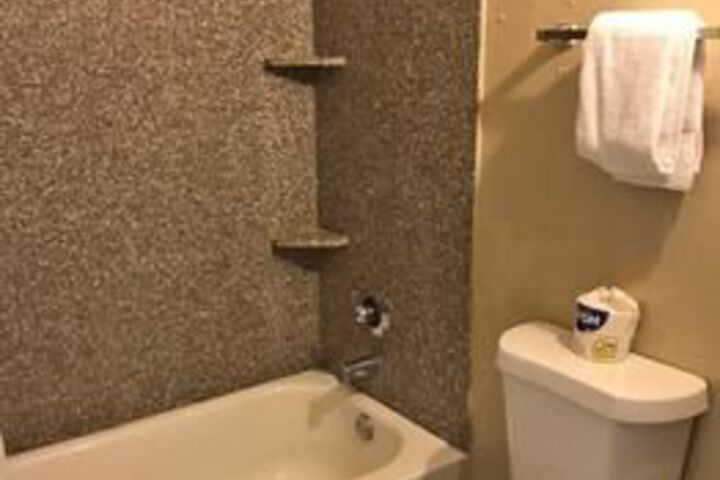 Room 20 of 39