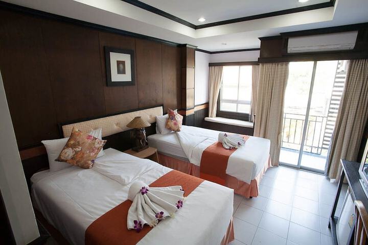 Room 8 of 45