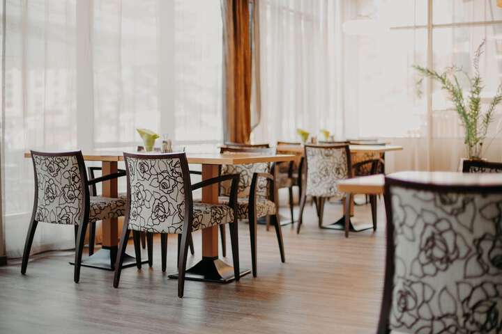 Dining 88 of 101