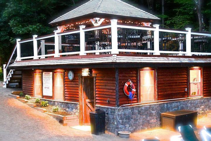 Sundeck 213 of 225