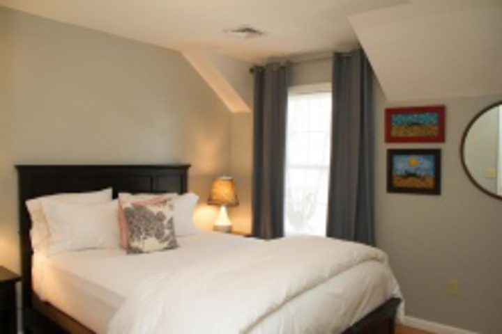 Room 103 of 396
