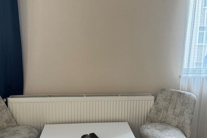 Room 17 of 49