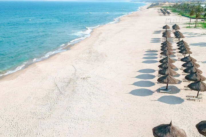 Beach 54 of 58