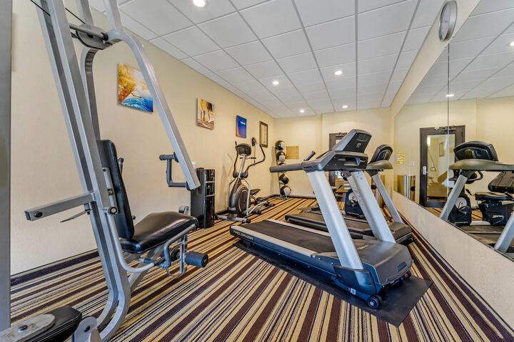 Hotel Gym Photos