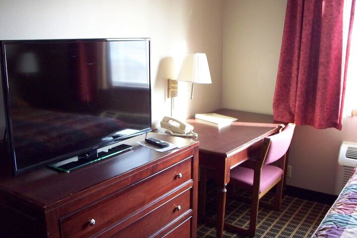 Room 12 of 52