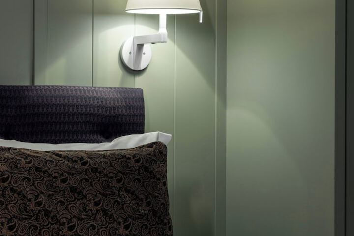 Room 104 of 263