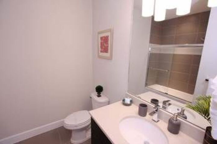 Room 18 of 279