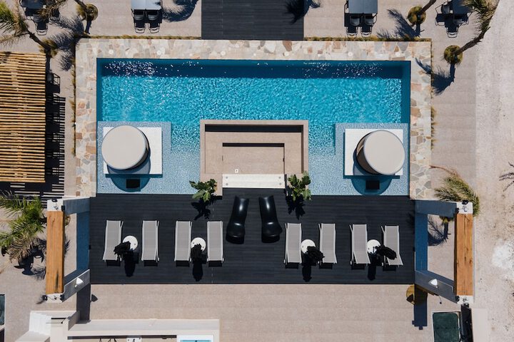 Hotel 129 of 136