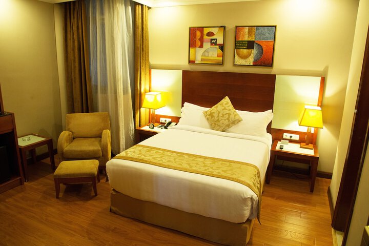 Room 12 of 75