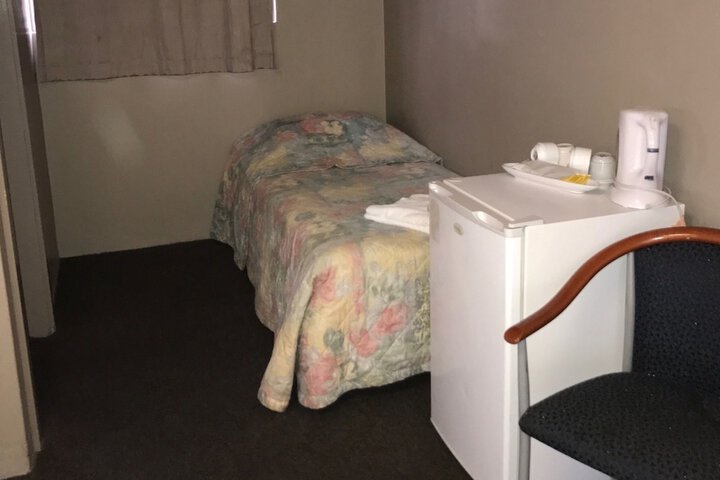 Room 8 of 62