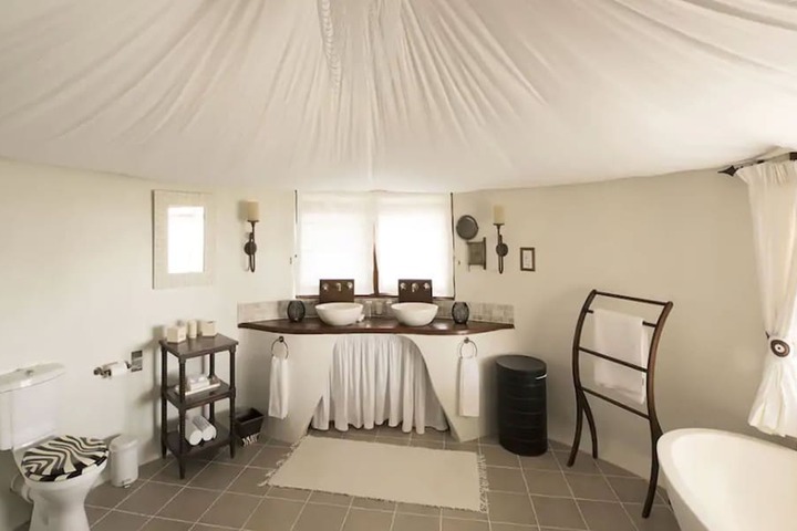 Bathroom Interior Photo