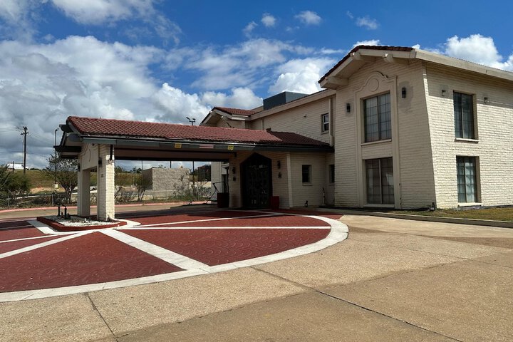 Baymont by Wyndham Nacogdoches Near University in Nacogdoches, TX