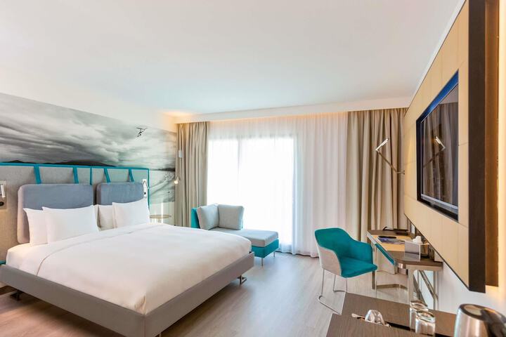 Hotel 144 of 150