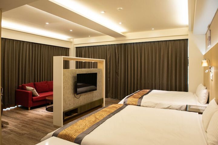 Room 13 of 47