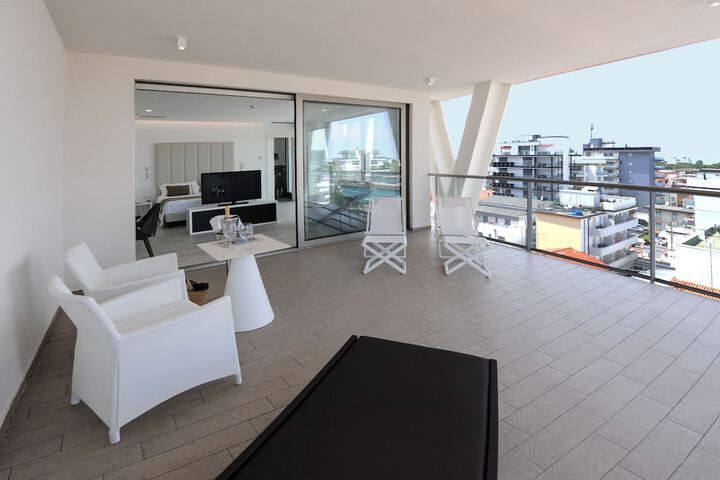 Terrace/Patio 38 of 71