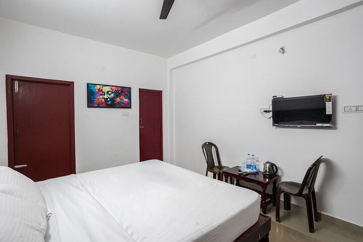 Room 9 of 27