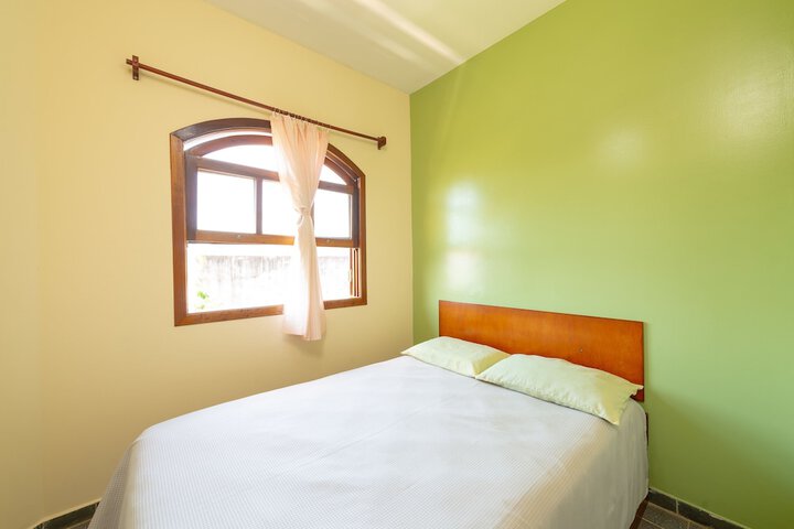 Room 38 of 122