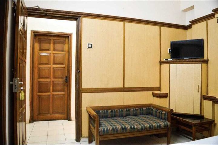 Room 20 of 36
