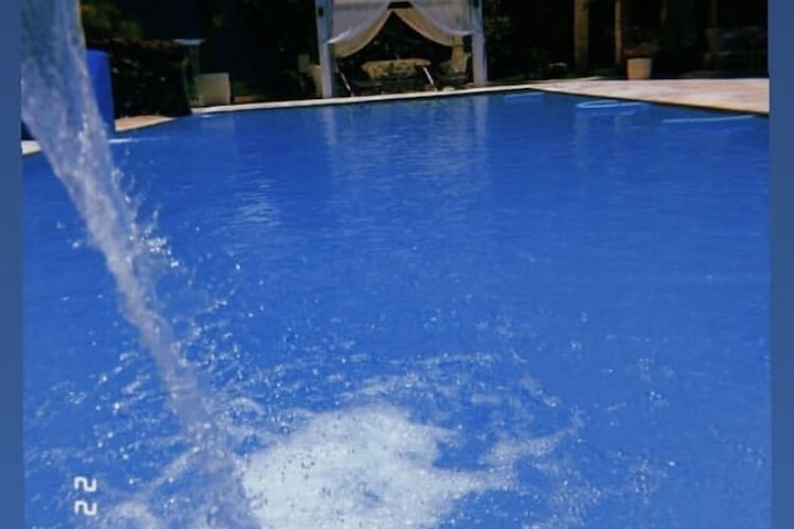 Pool Hotel