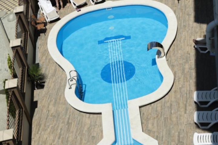 Photo 10