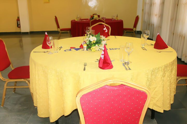 Dining 51 of 62