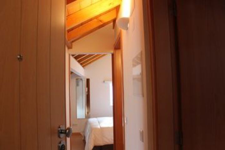 Room 28 of 111