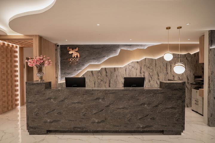Hotel Interior 4 of 136