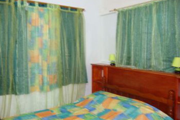 Room 27 of 42