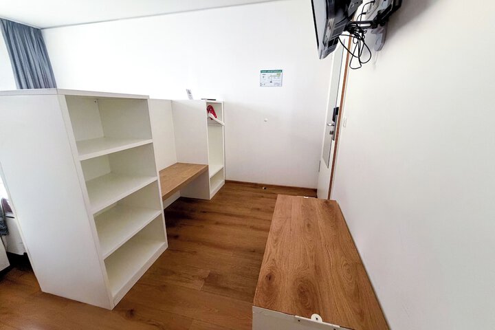 Room 15 of 47