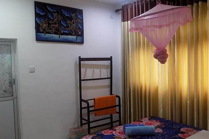 Room 12 of 44