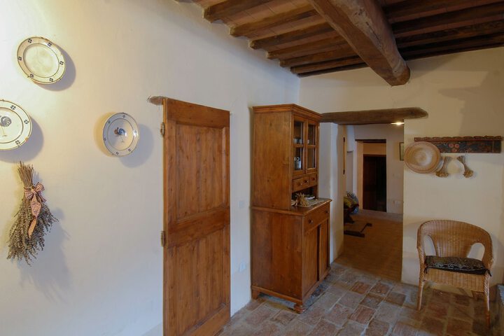 Room 20 of 27