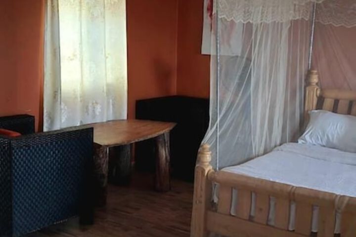 Room 15 of 43